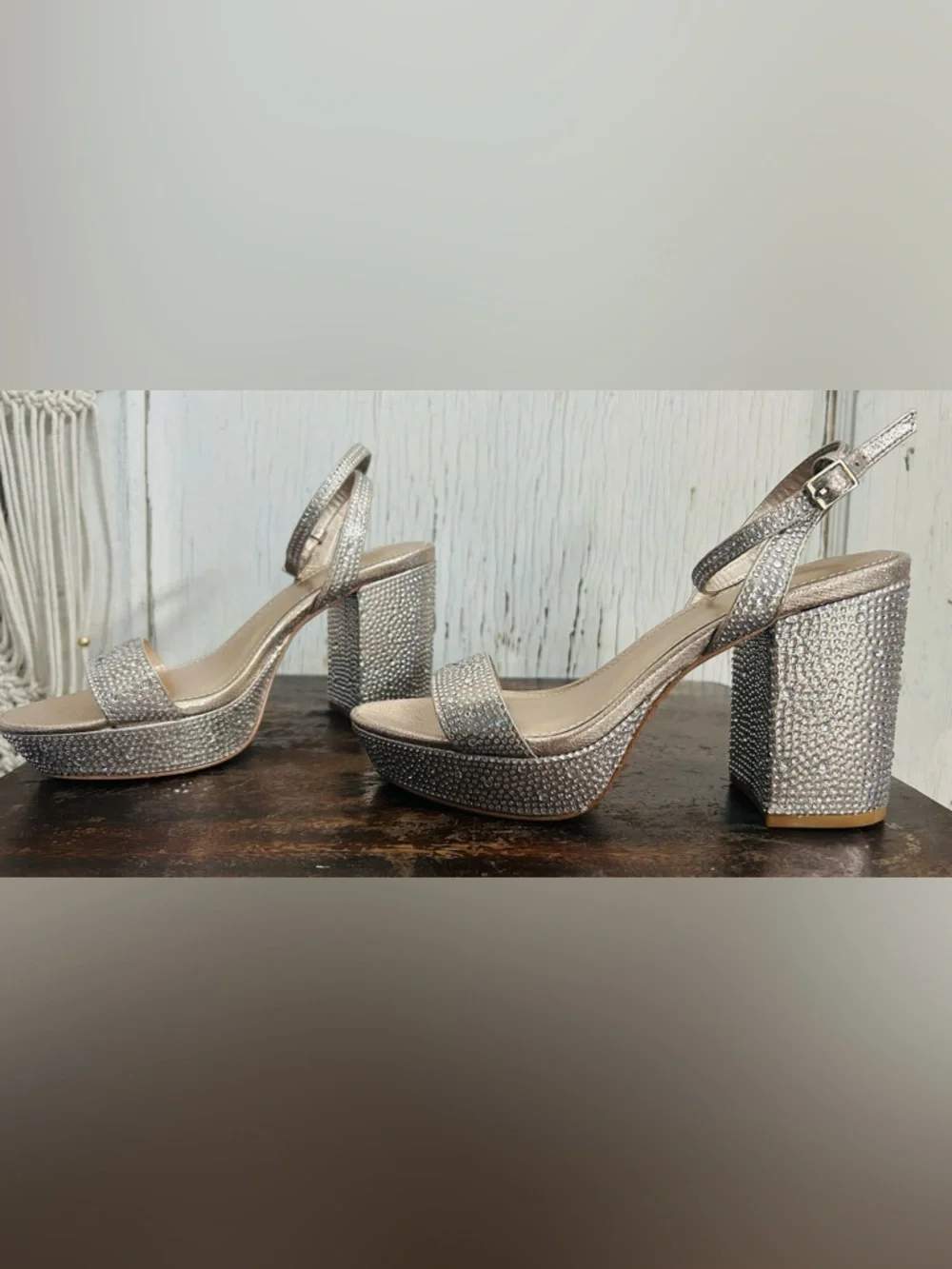 BCBGeneration‎ Pristal with radiant platform sandal